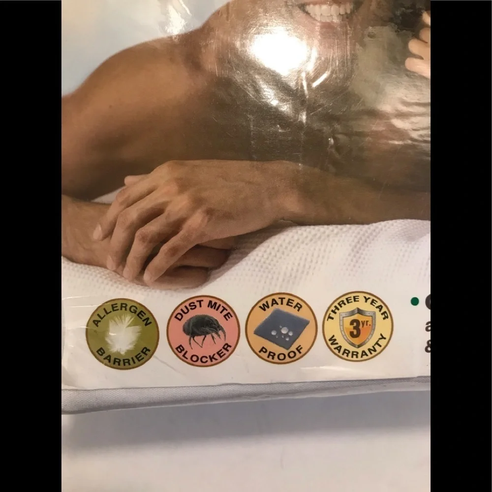 NWT King Allergy Blocker Mattress Protector t.